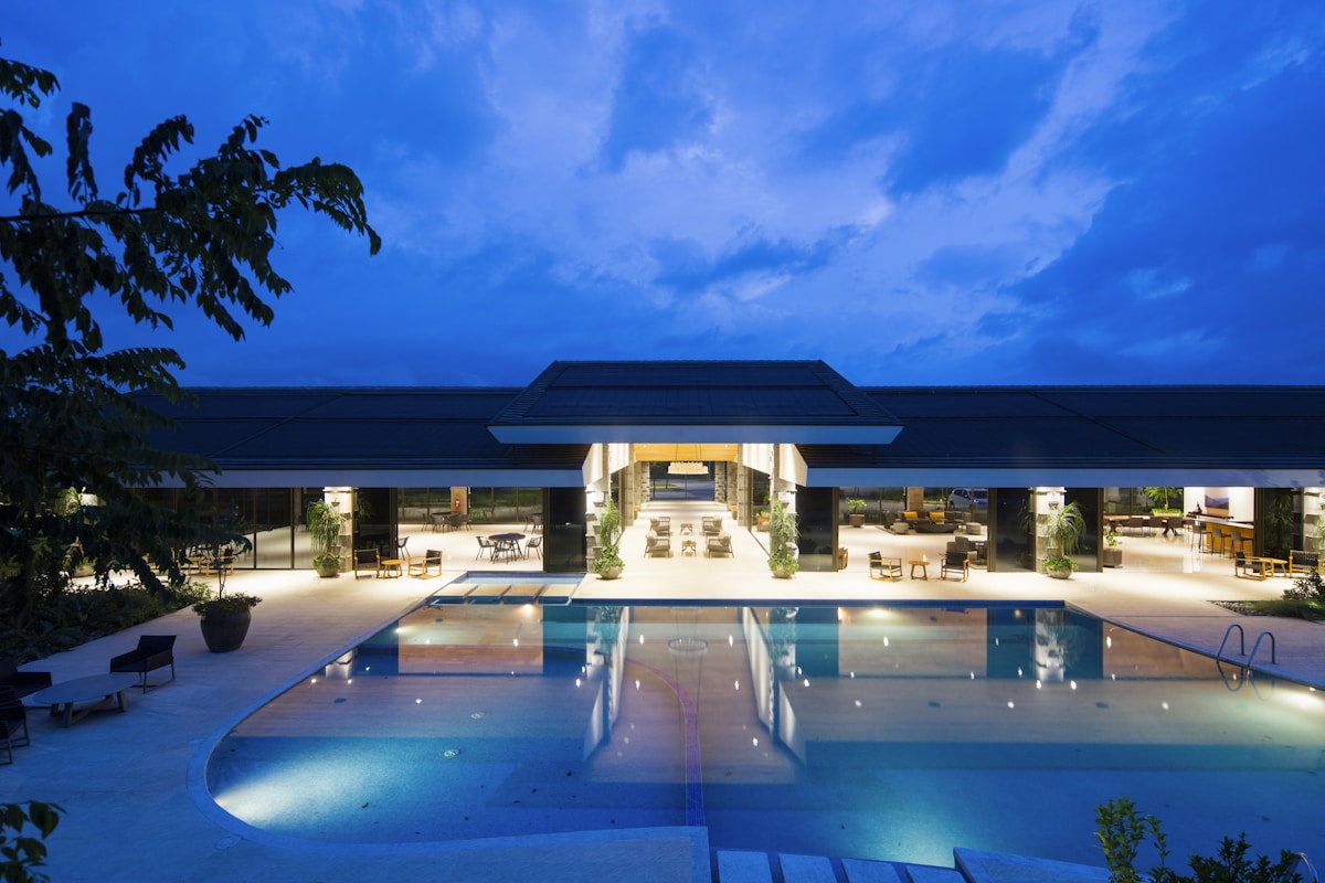 Welcome to Amoo Gold Hotel & Suites